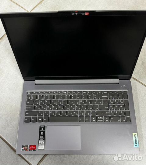 Ноутбук Lenovo IdeaPad Slim 3