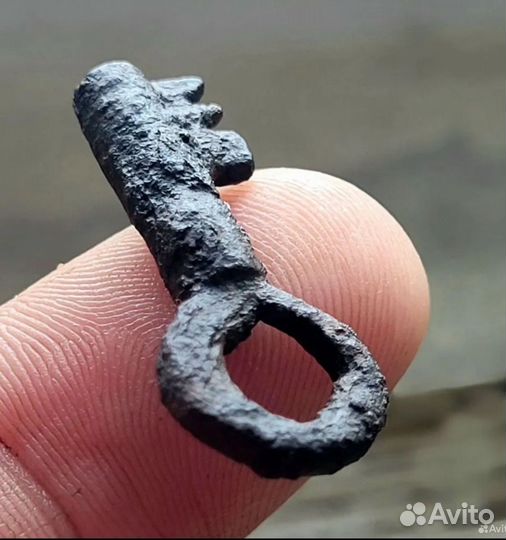 Старинный ключ