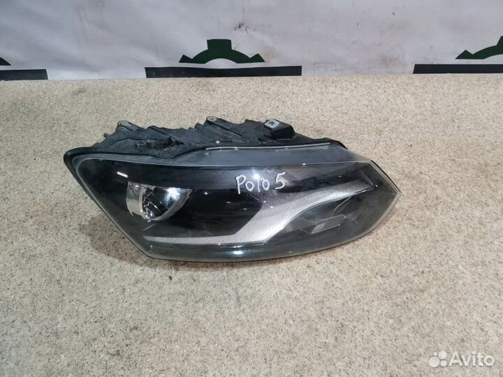 Фара галогеновая Volkswagen Polo 5 2009-2021