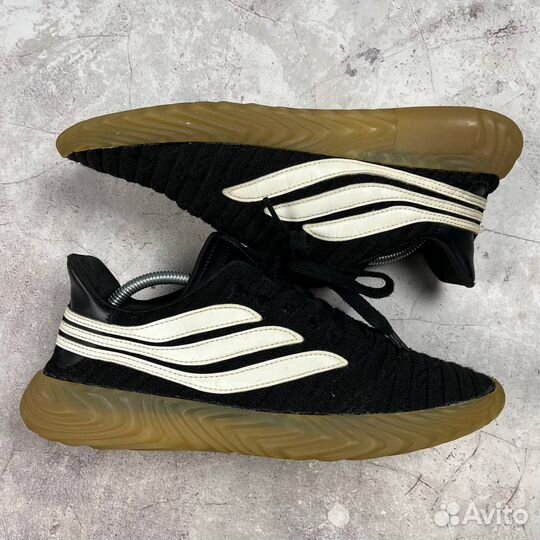 Кроссовки Adidas Sobakov Low Top Sneakers