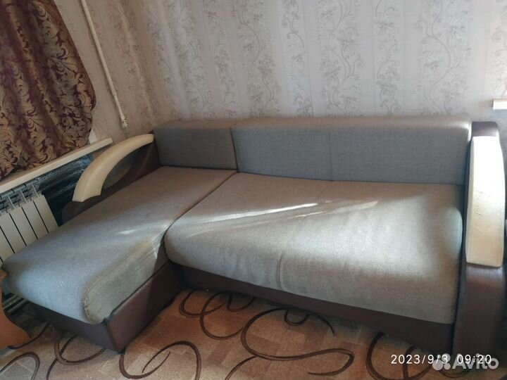 Угловой диван