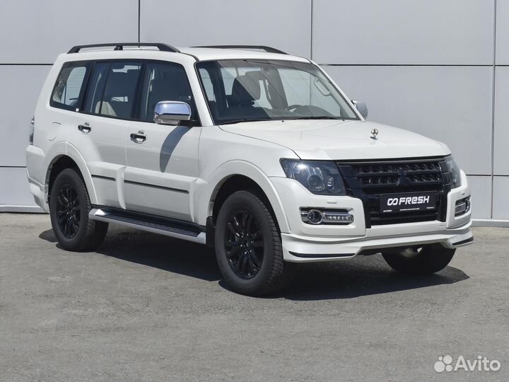 Mitsubishi Pajero 3.8 AT, 2019, 111 км
