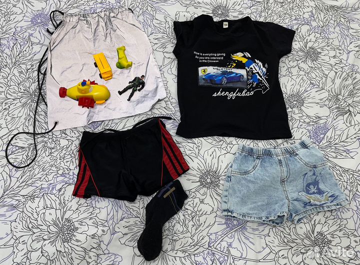 Отдам вещи на мальчика