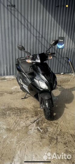 Aprilia скутер мопед