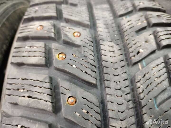 Kumho I'Zen KW22 205/60 R16 92T