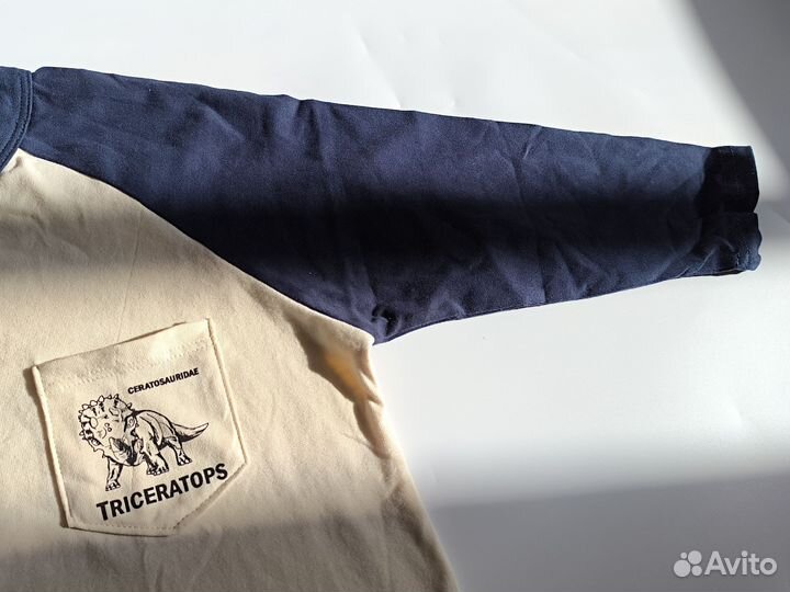 Новый костюм на мальчика 104 110