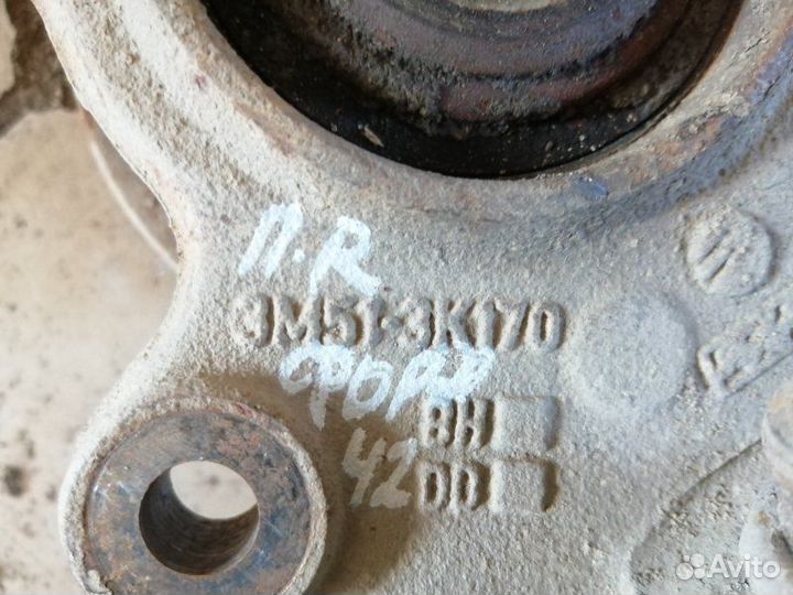 Кулак поворотный передний правый Ford Focus 2 CB4