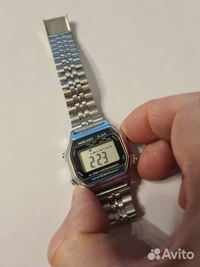 Часы Alba Seiko Y785 (В18), как новые, винтаж