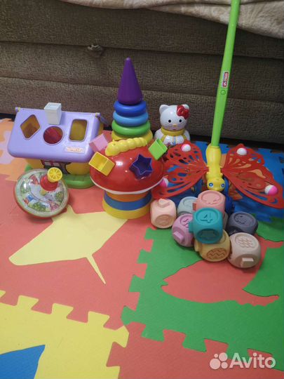 Развивающие игрушки для малышей