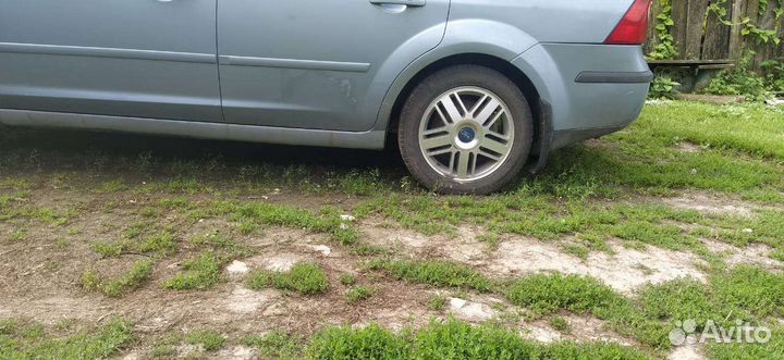Ford Focus 2.0 МТ, 2006, битый, 70 000 км