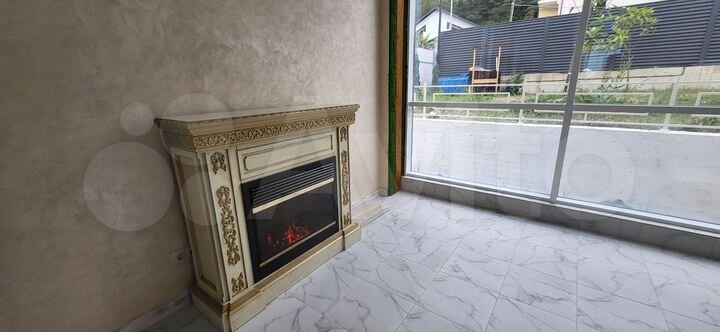 Дом 176 м² на участке 6 сот.