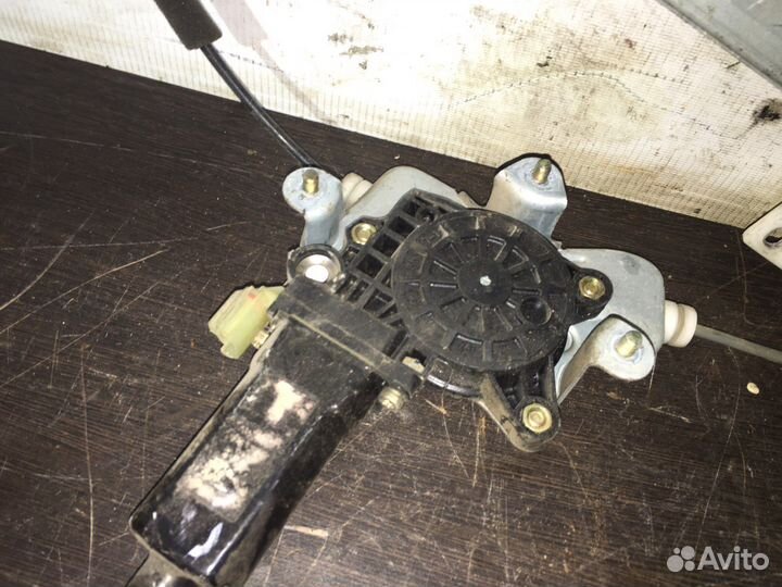 Hyundai sonata стеклоподъёмник задний правый