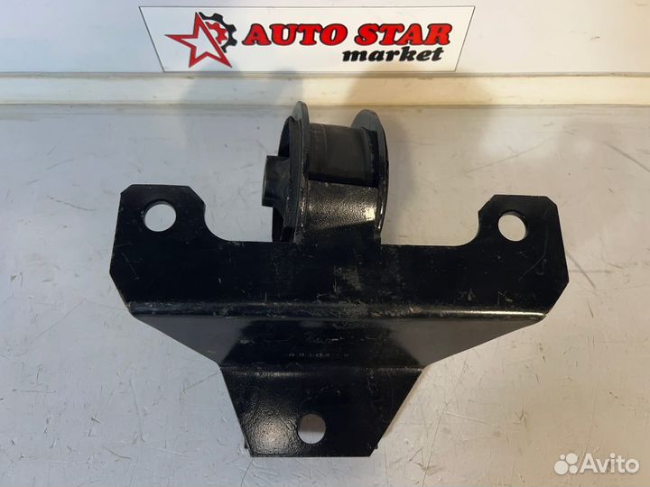 Опора двигателя правая новая Dodge Neon