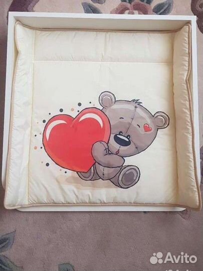 Пеленальный столик