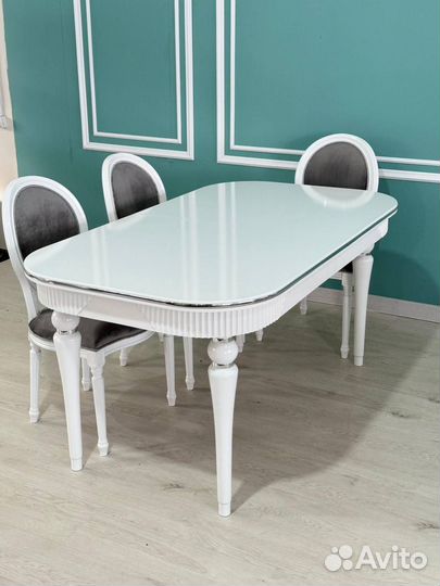 Стол и стулья от производителя. В наличии