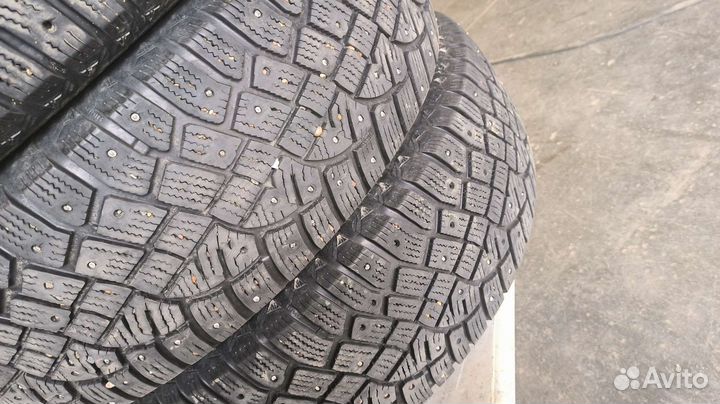 Continental IceContact 2 215/70 R16 100T