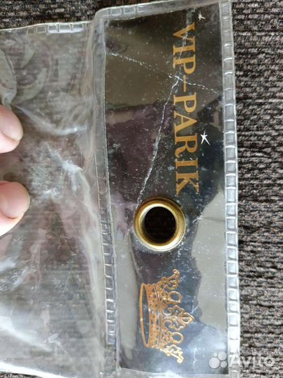 Пряди на заколках