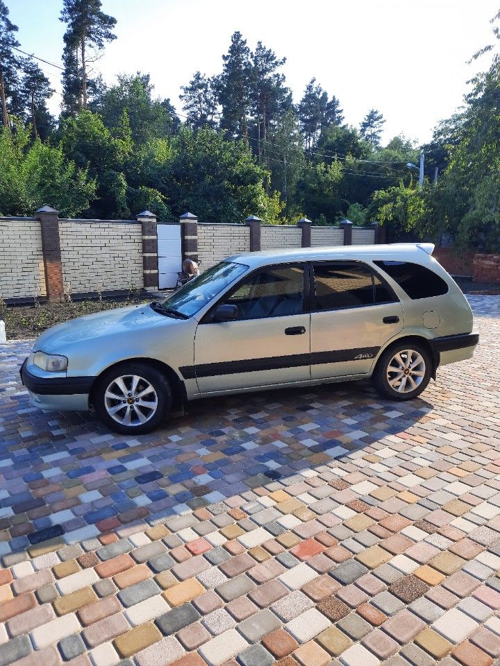 Toyota Sprinter Carib: фото владельца