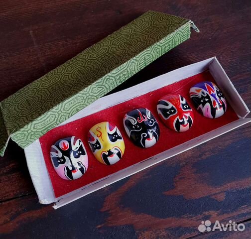 Миниатюрные китайские маски