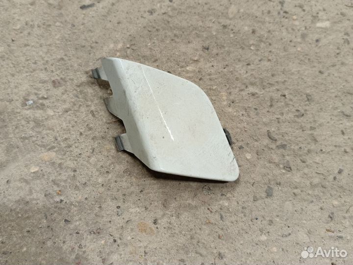 Заглушка буксировочного крюка LADA vesta