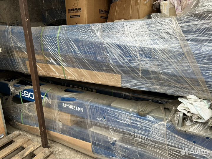 Подъемник автомобильный электрогидравлический