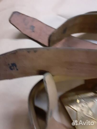 Мужской кожаный ремень коричневый