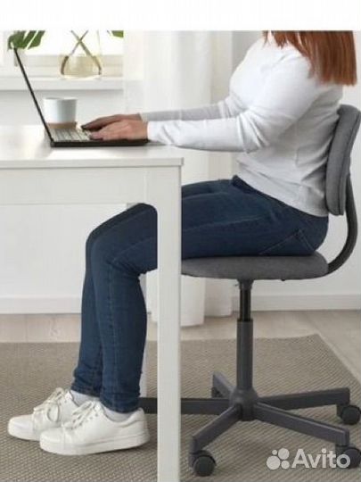 Стул икея офисный на колесиках блекбергет