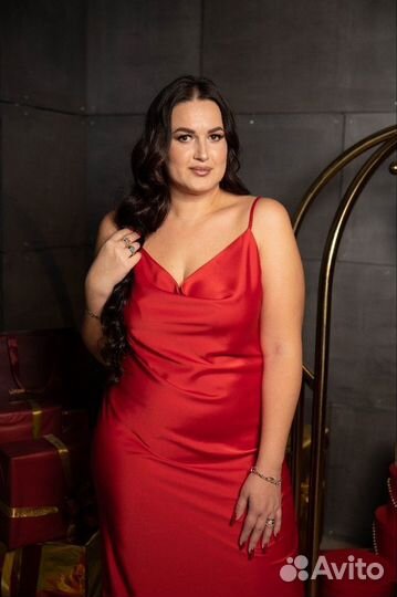 Официант, горничная