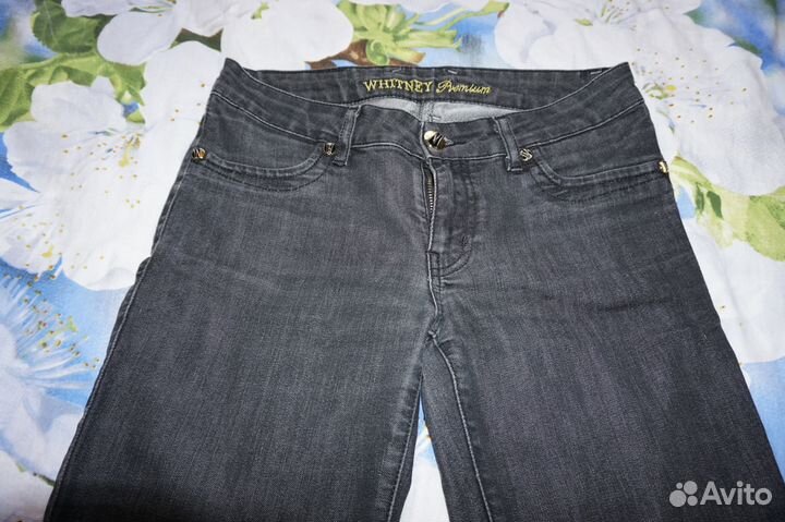 Продаю джинсы