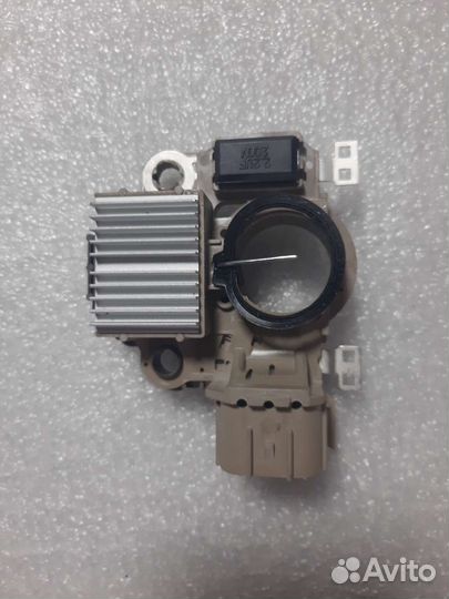 Регулятор напряжения генератора Subaru