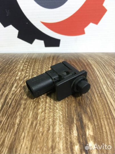 Контактный выключатель Bmw 5 E60 2.5 N52 2009