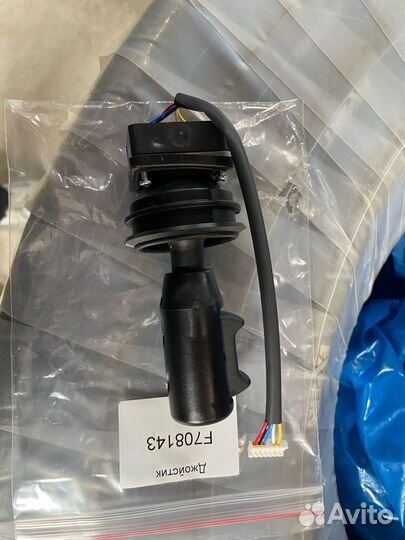 Джойстик John deere F708143 F706633