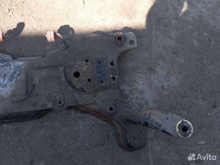 Форд фокус 2 подрамник