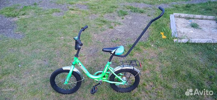 Детский велосипед с ручкой бу