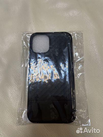 Новый Чехол iPhone 12 mini Spigen