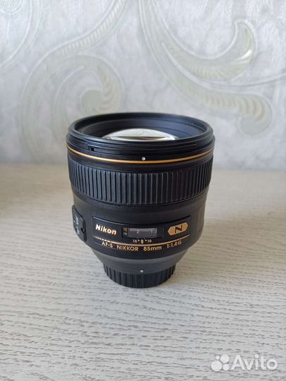 Nikon Nikkor AF-S 85mm f/1.4G