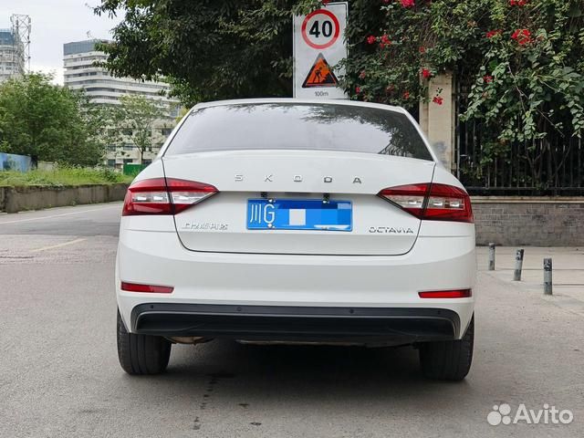 Skoda Octavia 1.4 AT, 2021, 18 000 км