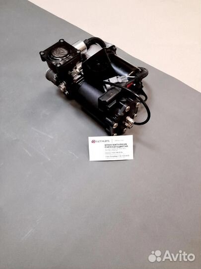 Компрессор Range Rover D4 Hitachi