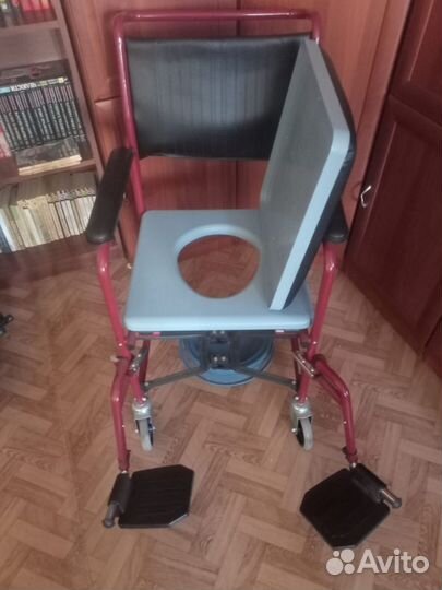 Кресло-каталка инвалидная с туалетным устройством