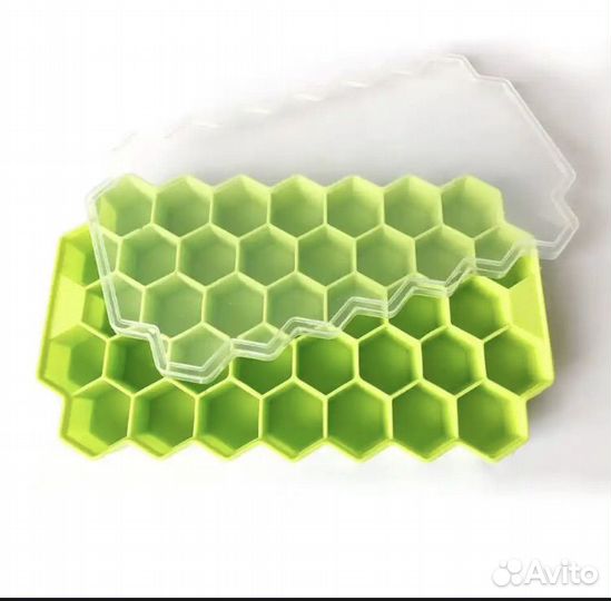 Форма для льда с крышкой новая