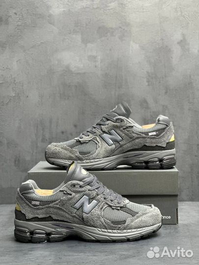 Кроссовки new balance 2002r