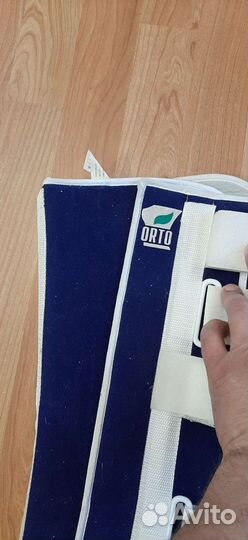 Тутор на коленный сустав