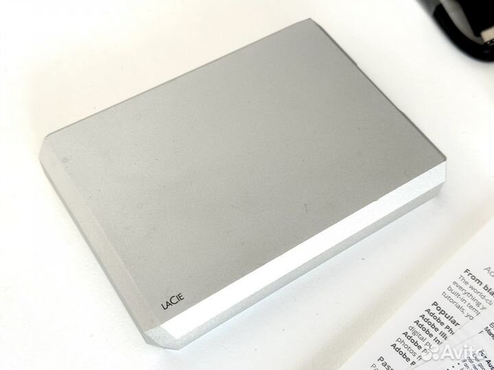 4 тб Внешний HDD LaCie Mobile Drive sthg4000400