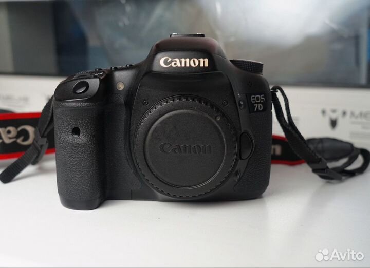 Canon EOS 7 D Body + объектив canon EF 50 mm 1.8