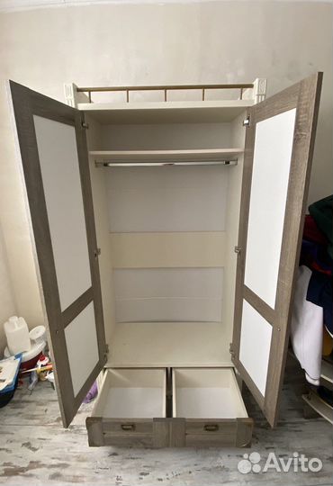 Мебель в детскую комнату