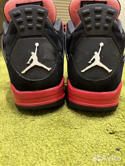 Nike Air jordan 4 Red thunder