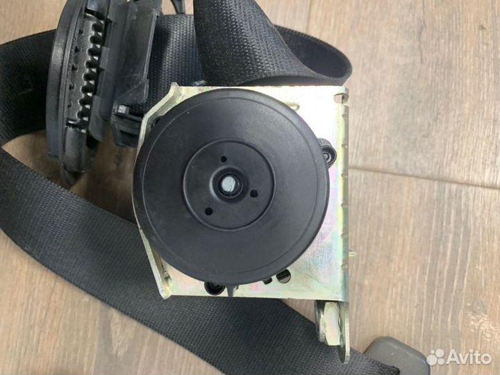 Ремень безопасности передний левый Bmw 520D E60