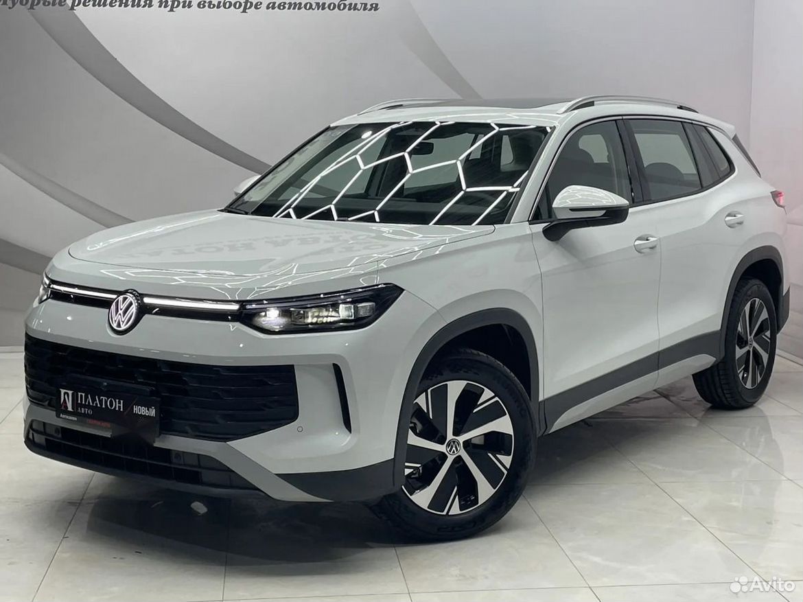 Volkswagen Tayron L 1.5 AMT, 2026