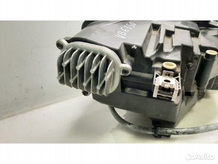 Фара audi A4 B9 левая