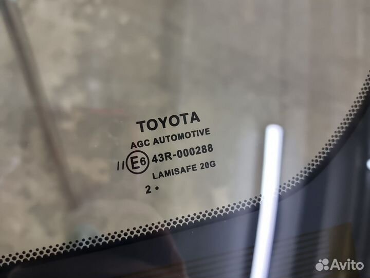 Лобовое стекло Toyota rav 4 2013-2019